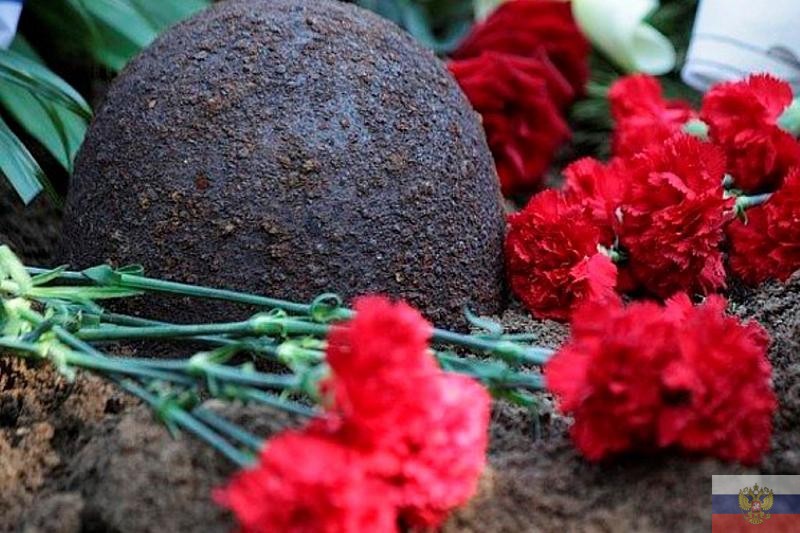 Уважаемые Дедовичане!               21 августа в 11.00 на братском захоронении «Высокое» на берегу р. Шелонь состоится торжественное перезахоронение останков бойца Фадеева Ивана Фадеевича, участника Великой Отечественной войны..